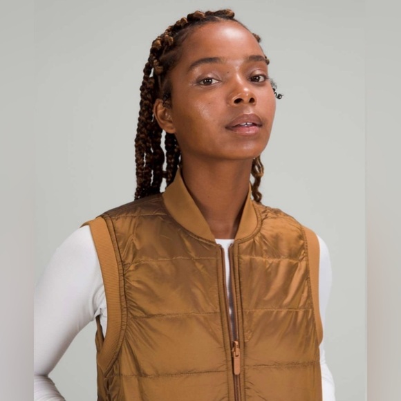Lululemon Non-Stop Bomber Vest in Bold Beige - Picture 2 of 8